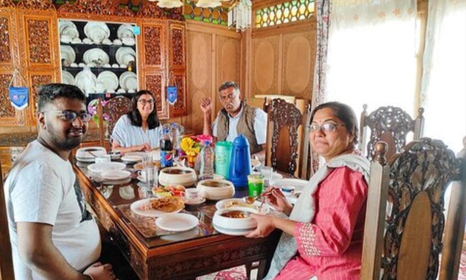 New Minar Group Of Houseboats Hotell Srīnagar Eksteriør bilde